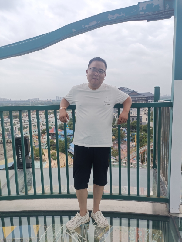 飞哥的第一张照片--芜湖上门女婿服务网